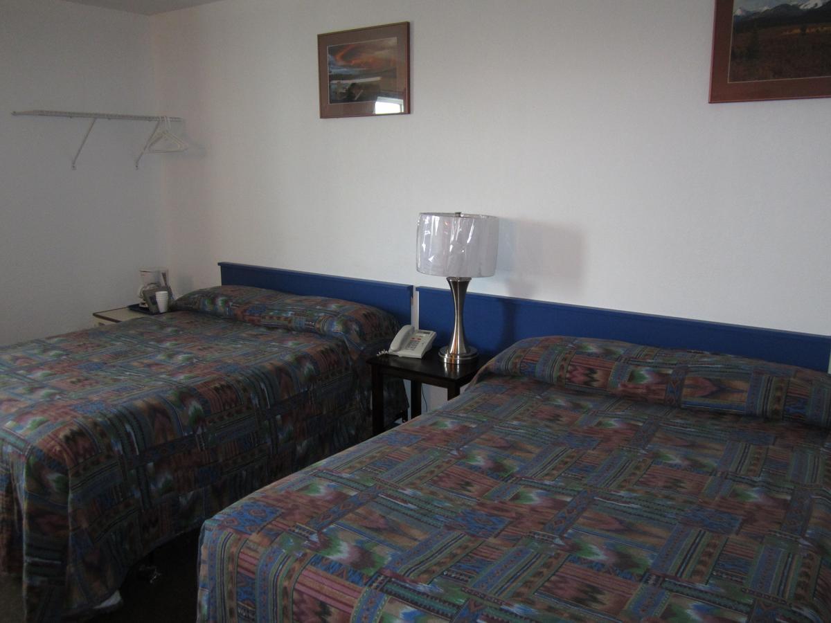 Nisutlin Trading Post Motel Teslin Chambre photo