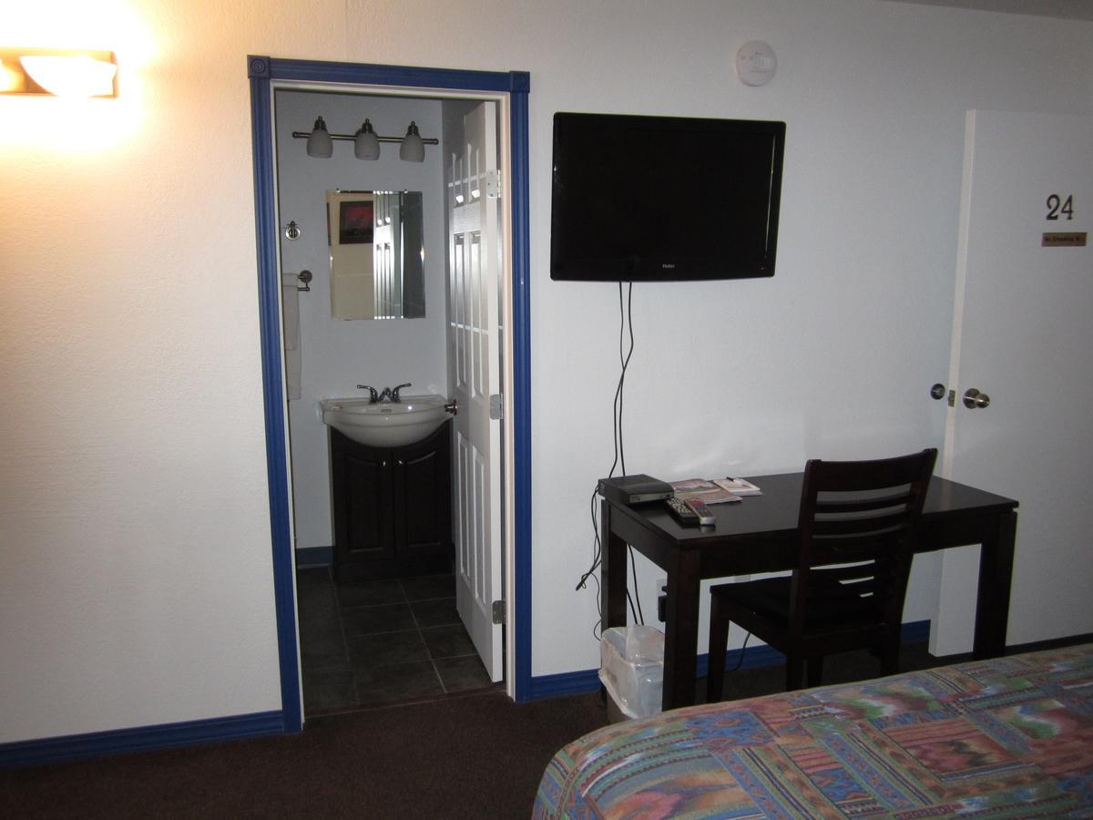 Nisutlin Trading Post Motel Teslin Chambre photo